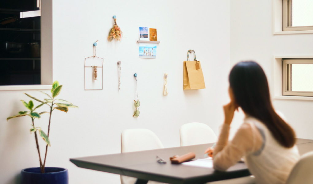 A new proposal for room coordination: "Wall Mug"